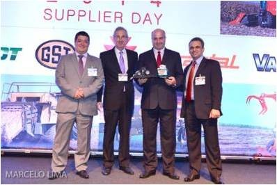 2013 - AGCO P�s Vendas, Qualidade e Performance de Entrega